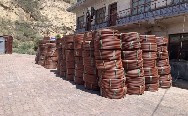 幸福路街道穿线管